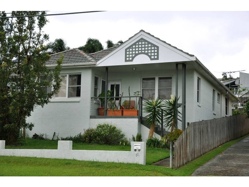 11 Sydney Rd, Warriewood NSW 2102