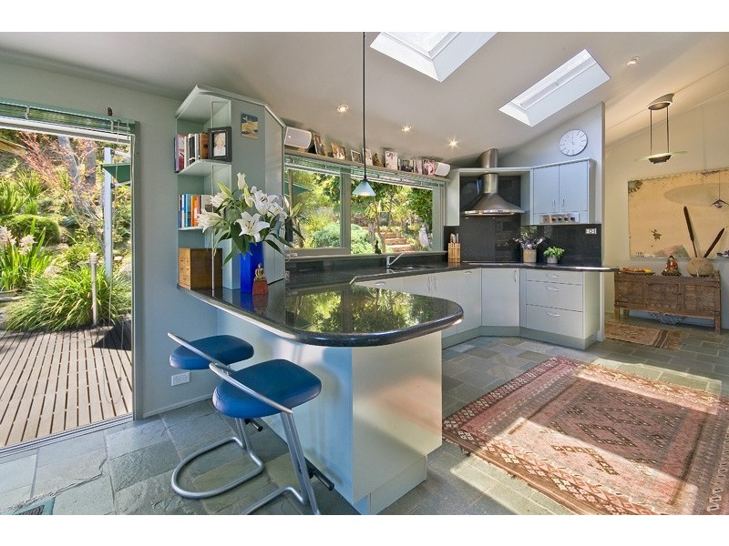 84 McCarrs Creek Rd, Church Point NSW 2105