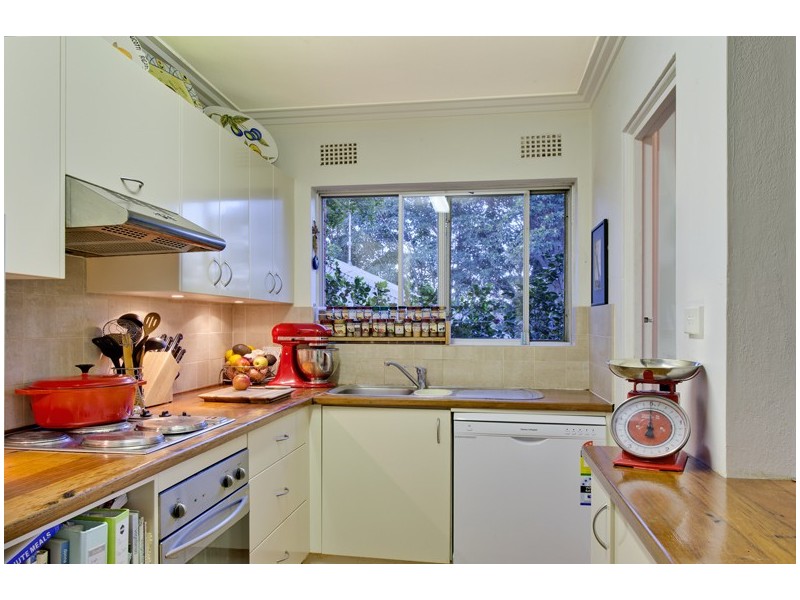 2/37a Park Street, Narrabeen NSW 2101