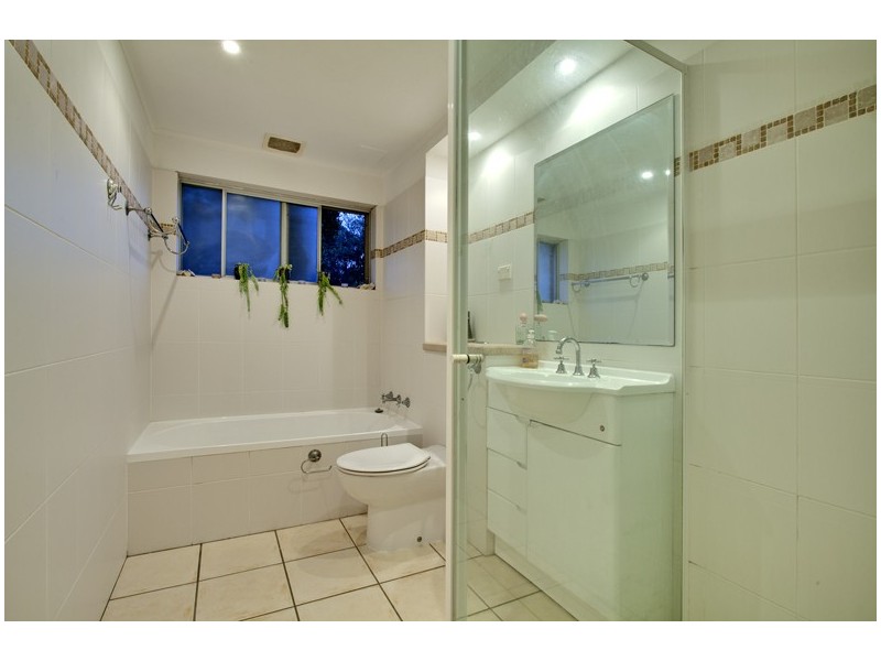 2/37a Park Street, Narrabeen NSW 2101