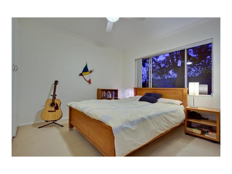 2/37a Park Street, Narrabeen NSW 2101