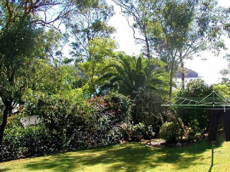 Kananook Avenue, Bayview NSW 2104