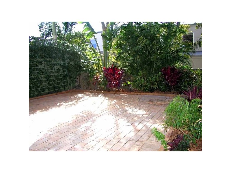 Golf Avenue, Mona Vale NSW 2103