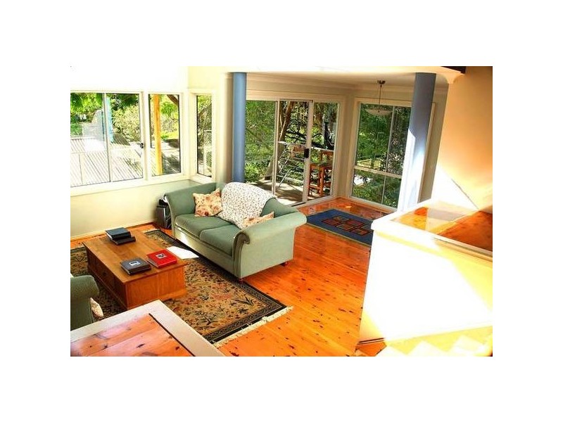 15 Kananook Avenue, Bayview NSW 2104