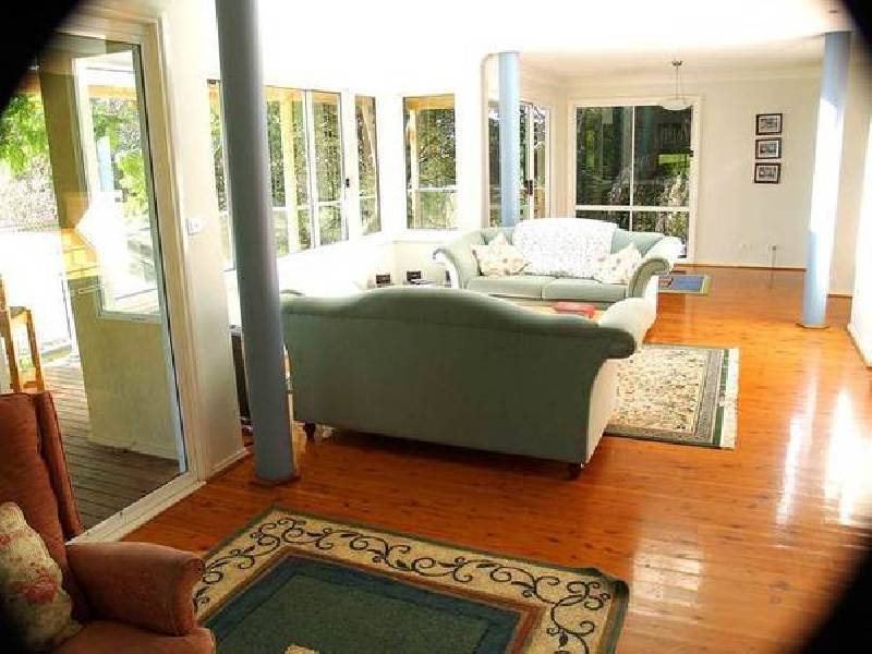 15 Kananook Avenue, Bayview NSW 2104