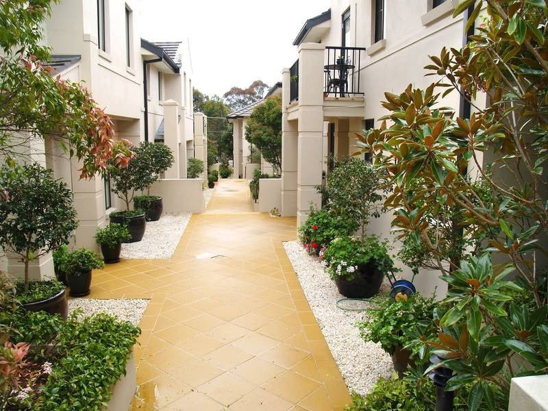 10/135 Darley St West, Mona Vale NSW 2103