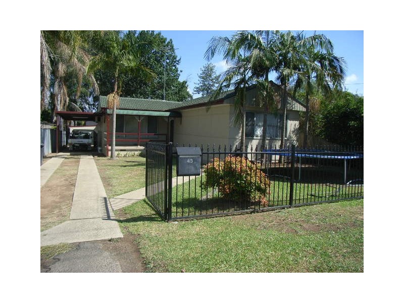 43 Loftus Street, Regentville NSW 2745