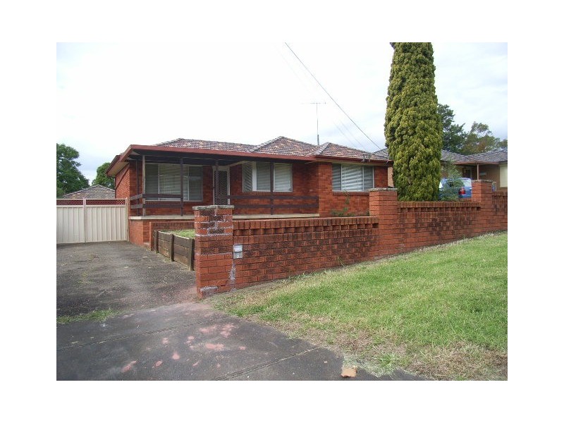 8 Sheba Crescent, South Penrith NSW 2750