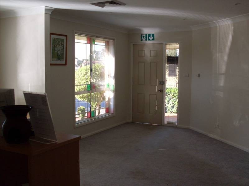 2/2 Sir John Jamison, Glenmore Park NSW 2745