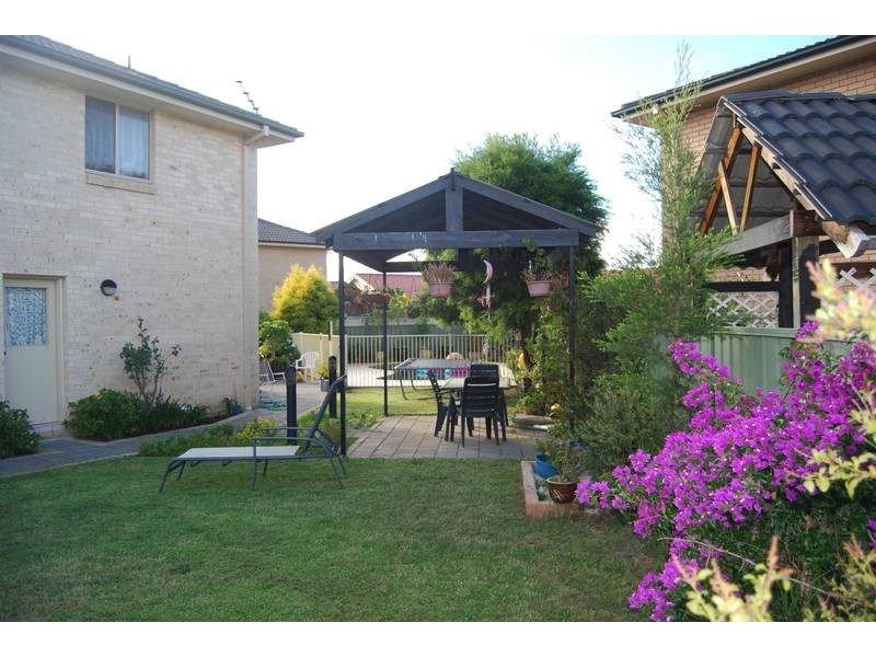 62 Kukundi Drive, Glenmore Park NSW 2745