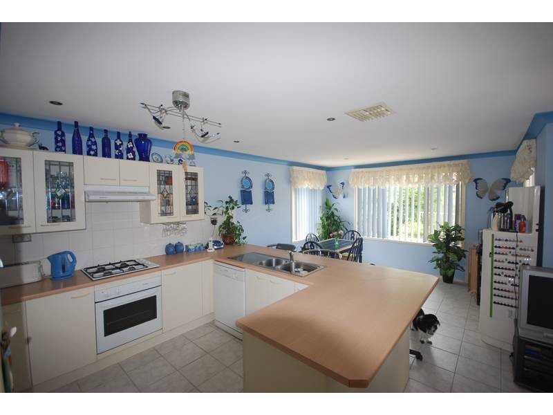 62 Kukundi Drive, Glenmore Park NSW 2745