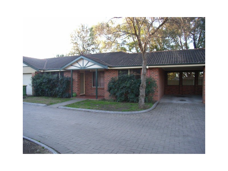 17/5A Edith Street, Kingswood NSW 2747