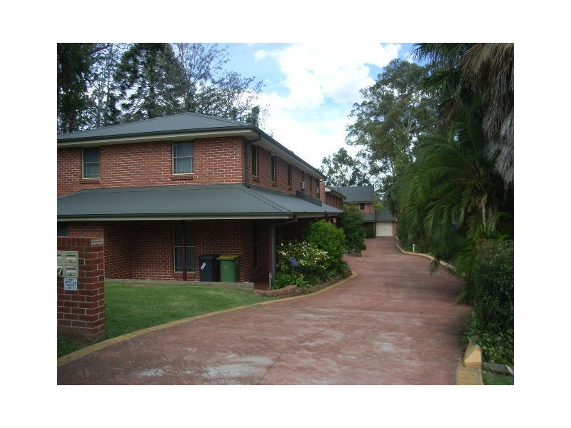 2/10 First Street, Kingswood NSW 2747