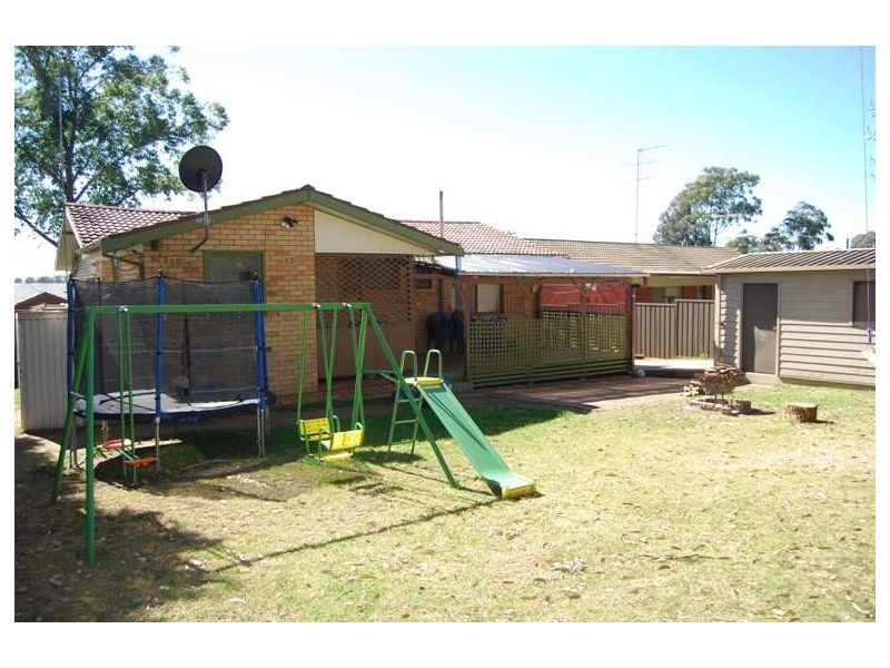 18 Kilkenny Rd, South Penrith NSW 2750