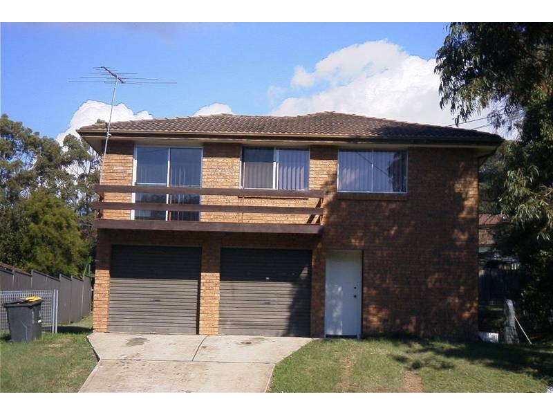 4 Adelong Close, Emu Plains NSW 2750