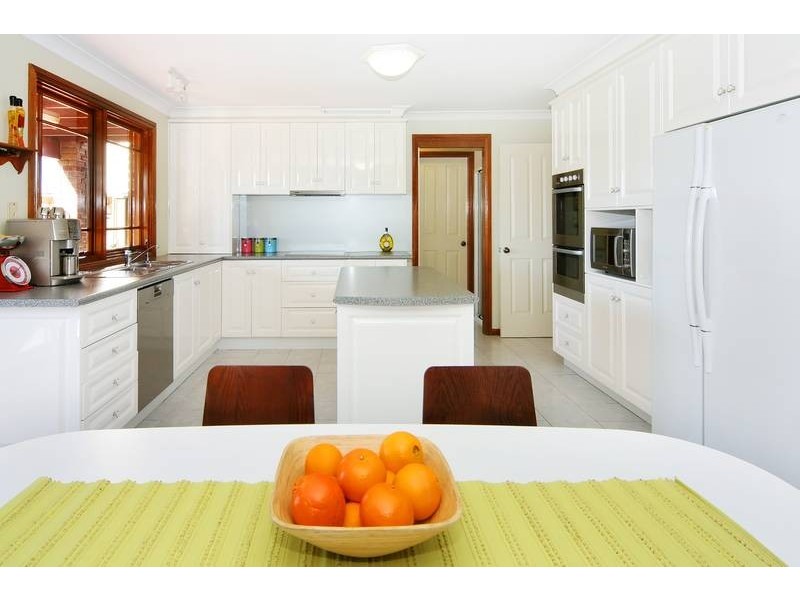 5 Lavender Close, Glenmore Park NSW 2745