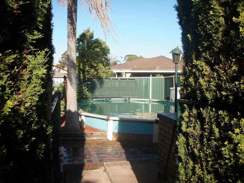 70 College Street, Cambridge Park NSW 2747