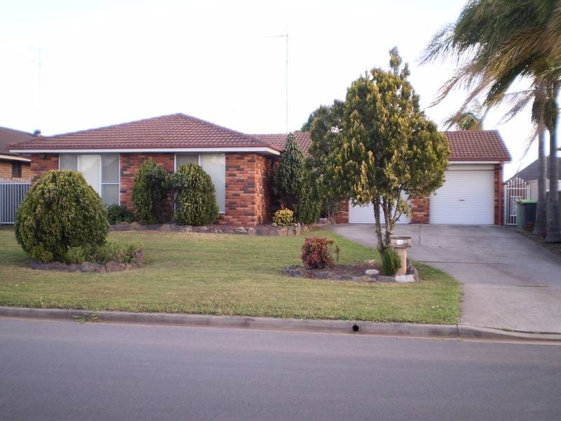 11 Nash Street, South Penrith NSW 2750