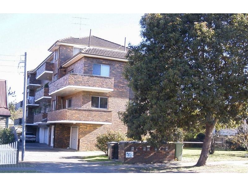 1/37-39 King Street, Penrith NSW 2750