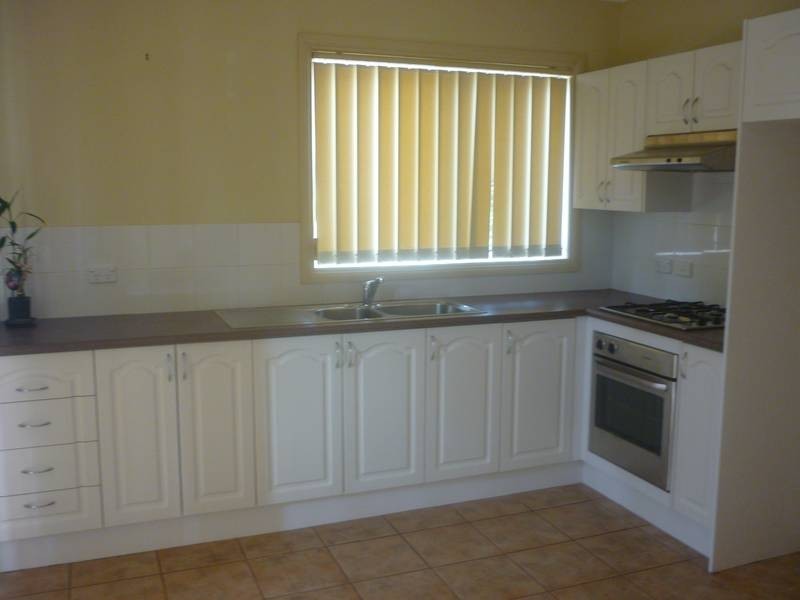 2/7 BRINGELLY ROAD, Kingswood NSW 2747