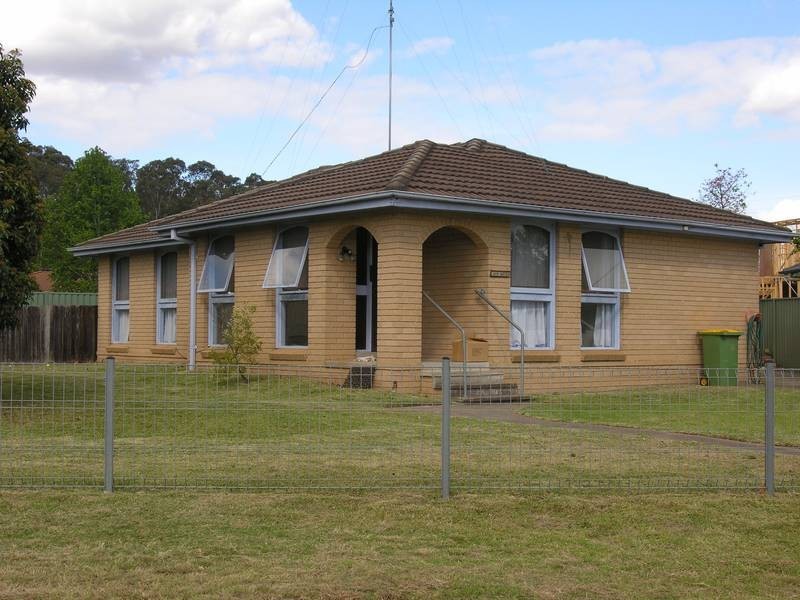 14 Gleam Place, Cranebrook NSW 2749