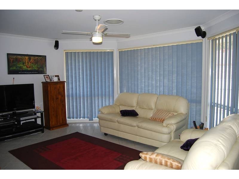 15 Lynx Place, Cranebrook NSW 2749