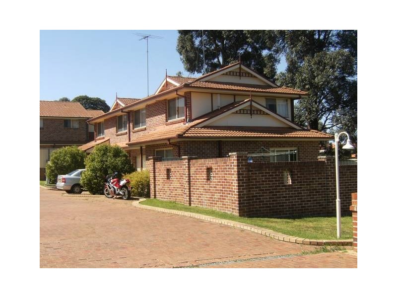 5/44-46 Luttrell Street, Glenmore Park NSW 2745