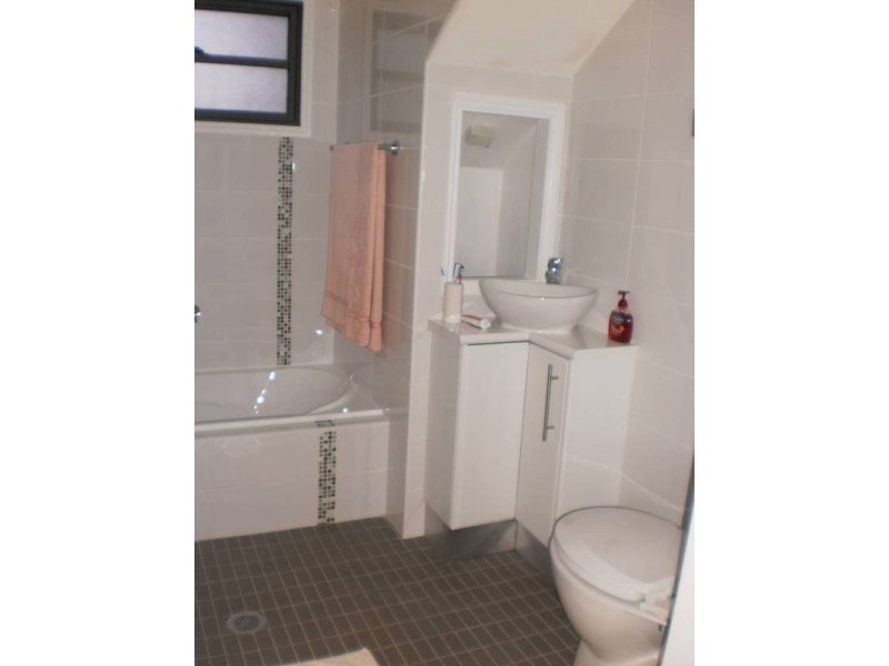 188 Derby Street, Penrith NSW 2750