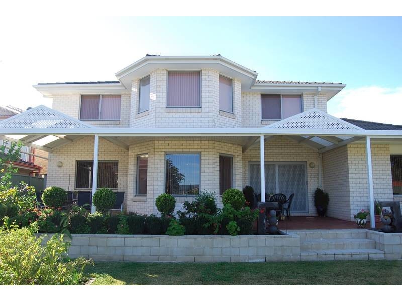 21 Birkdale Circuit, Glenmore Park NSW 2745