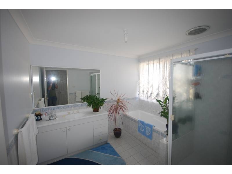 21 Birkdale Circuit, Glenmore Park NSW 2745
