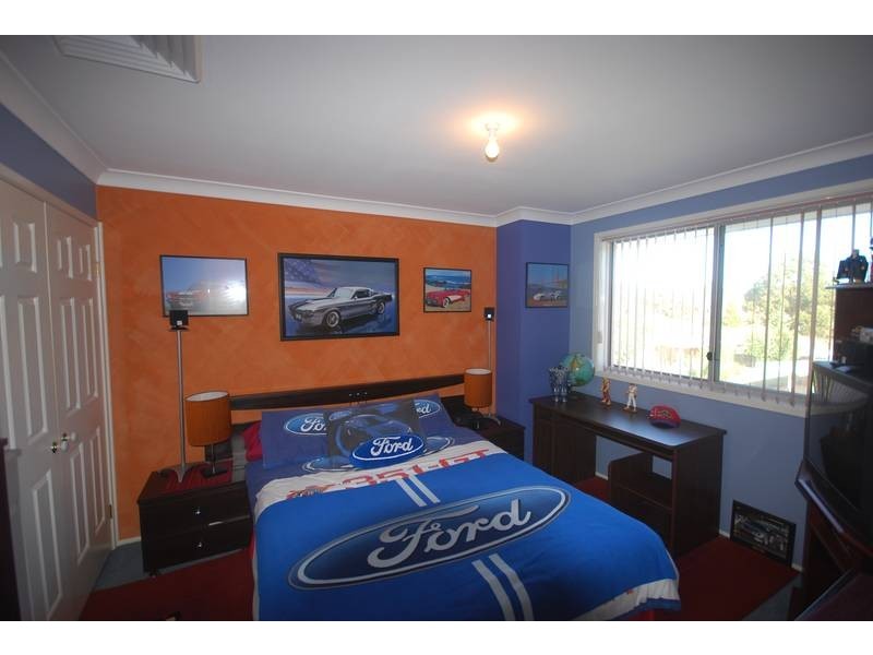 21 Birkdale Circuit, Glenmore Park NSW 2745