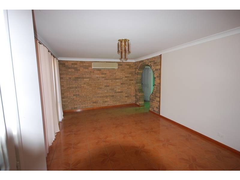 17 Borrowdale Way, Cranebrook NSW 2749