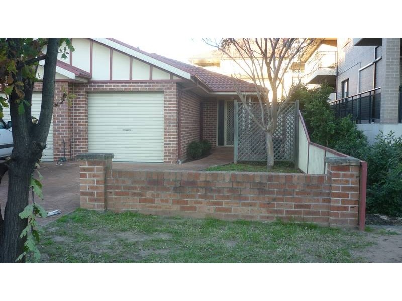 2/20 Regentville Road, Penrith NSW 2750