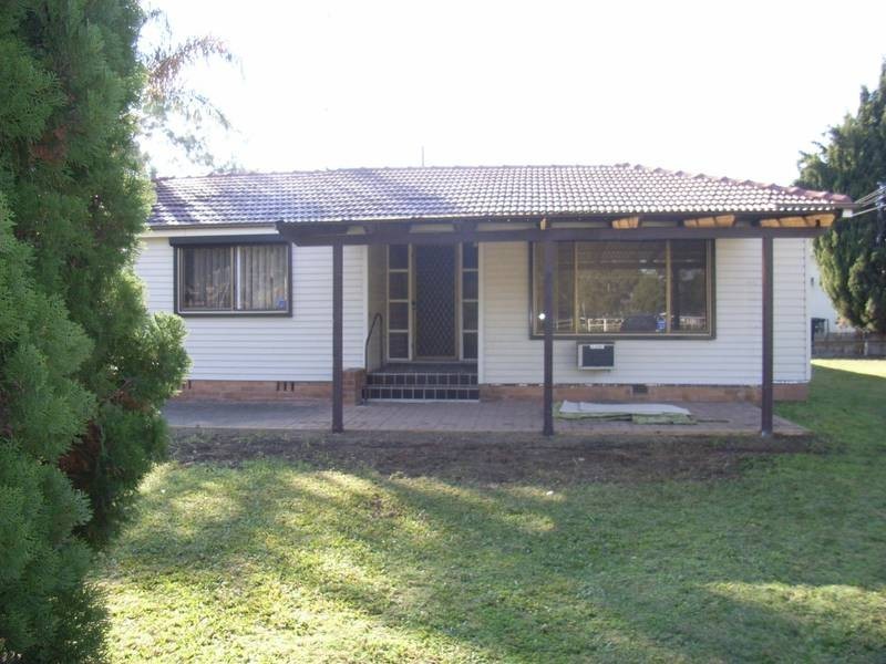 108 Castlereagh Street, Penrith NSW 2750
