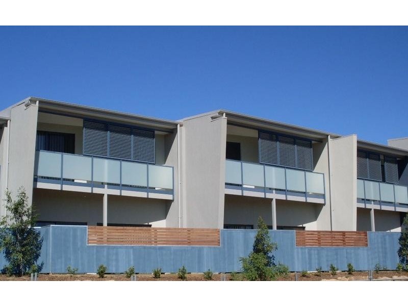 4/84 Woodlands Drive, Glenmore Park NSW 2745