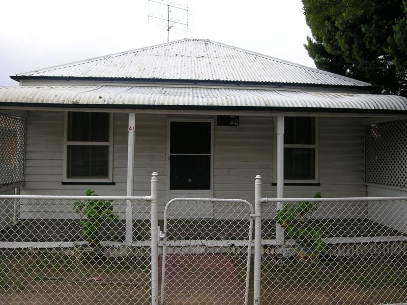 41 Castlereagh Street, Penrith NSW 2750