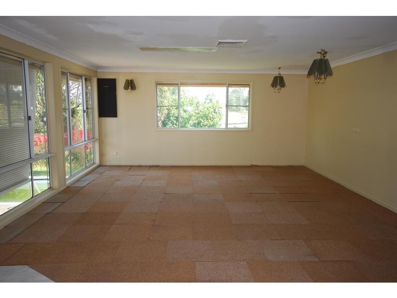 49 Maxwell Street, South Penrith NSW 2750