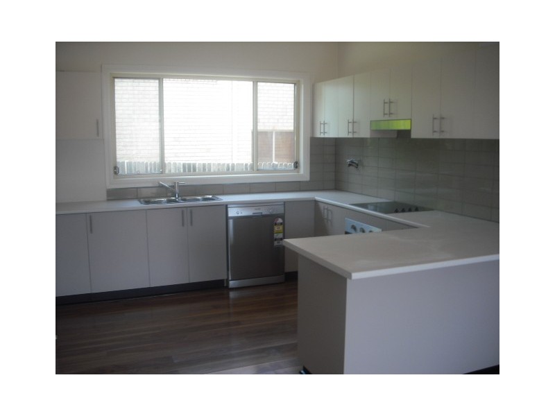 27 Melville Road, St Clair NSW 2759