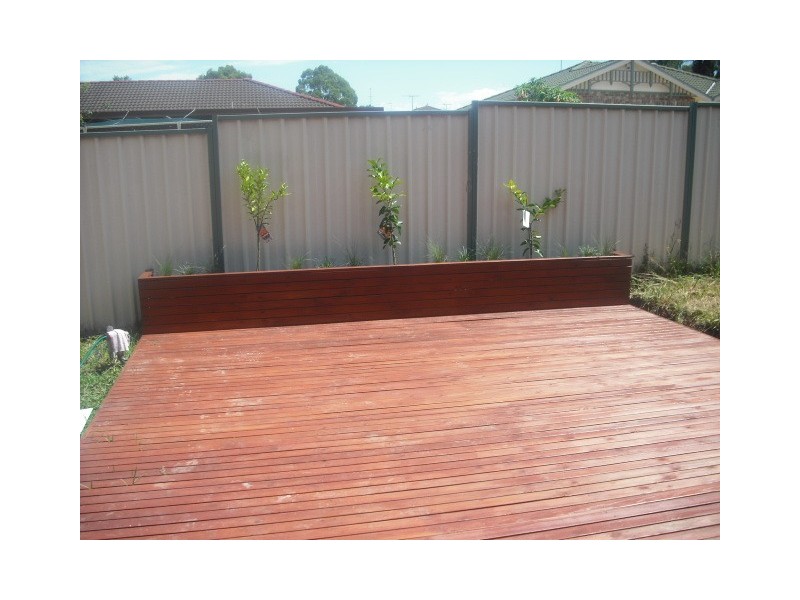 27 Melville Road, St Clair NSW 2759