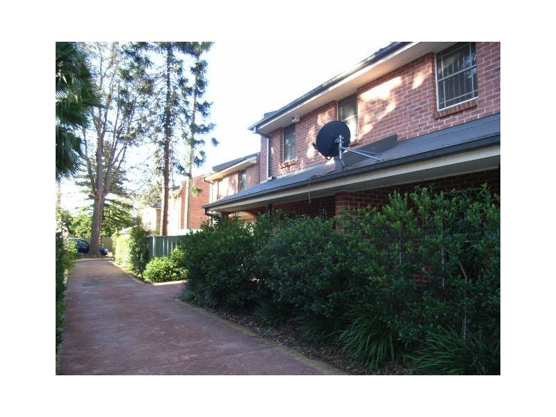 6/10 First Street, Kingswood NSW 2747