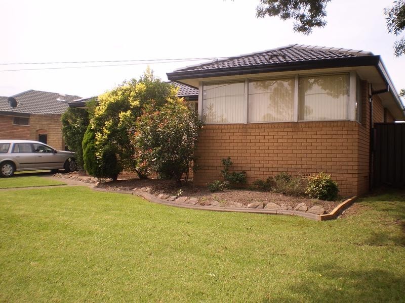 27 Oxford Street, Cambridge Park NSW 2747
