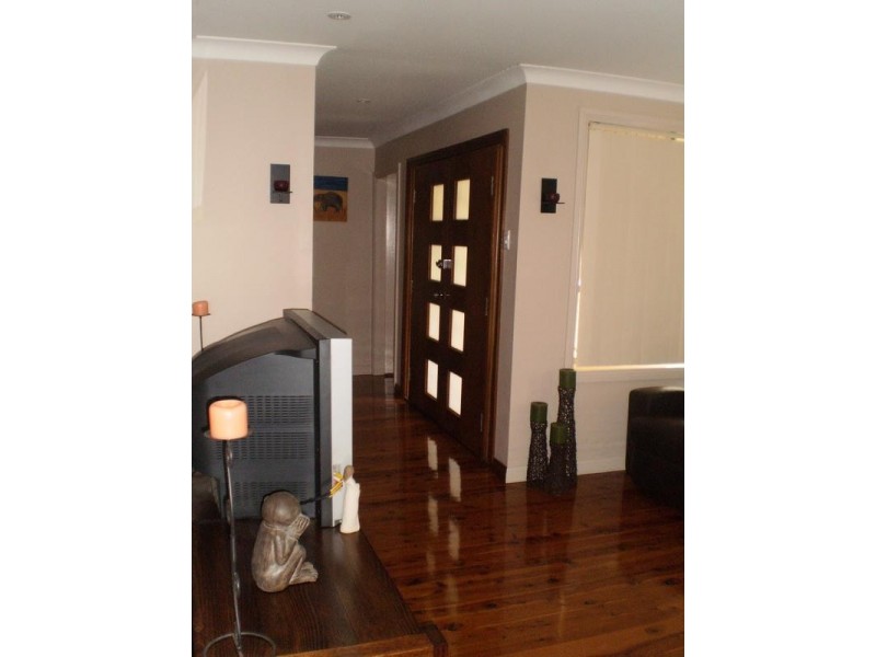 27 Oxford Street, Cambridge Park NSW 2747