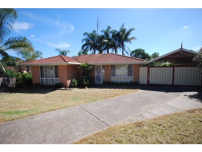 4 Ozark Place, Cranebrook NSW 2749