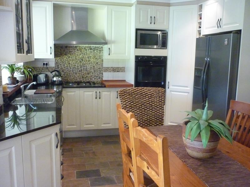 28 Scenic Circuit, Cranebrook NSW 2749