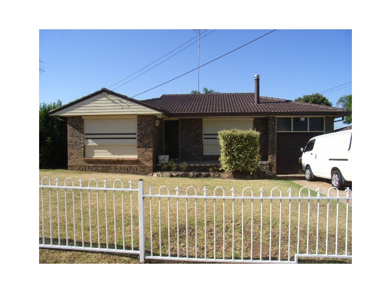18 Thrift Street, St Marys NSW 2760