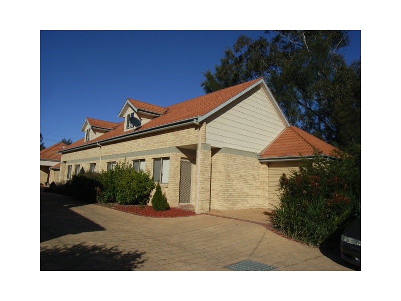 3/41-43 Jamison Road, Kingswood NSW 2747