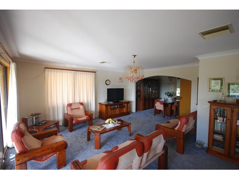 184 River Road, Leonay NSW 2750