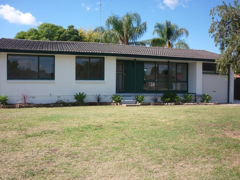 14 Parsons Avenue, Penrith NSW 2750