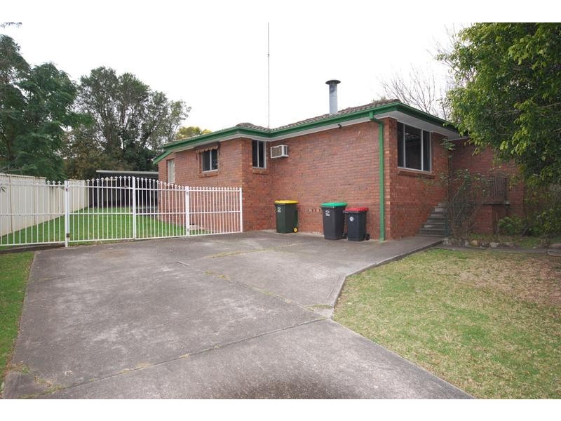 8 Michael Close, Cranebrook NSW 2749