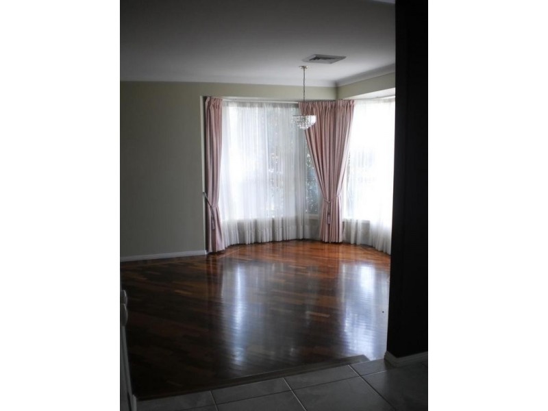 6 Bellereve Place, Leonay NSW 2750